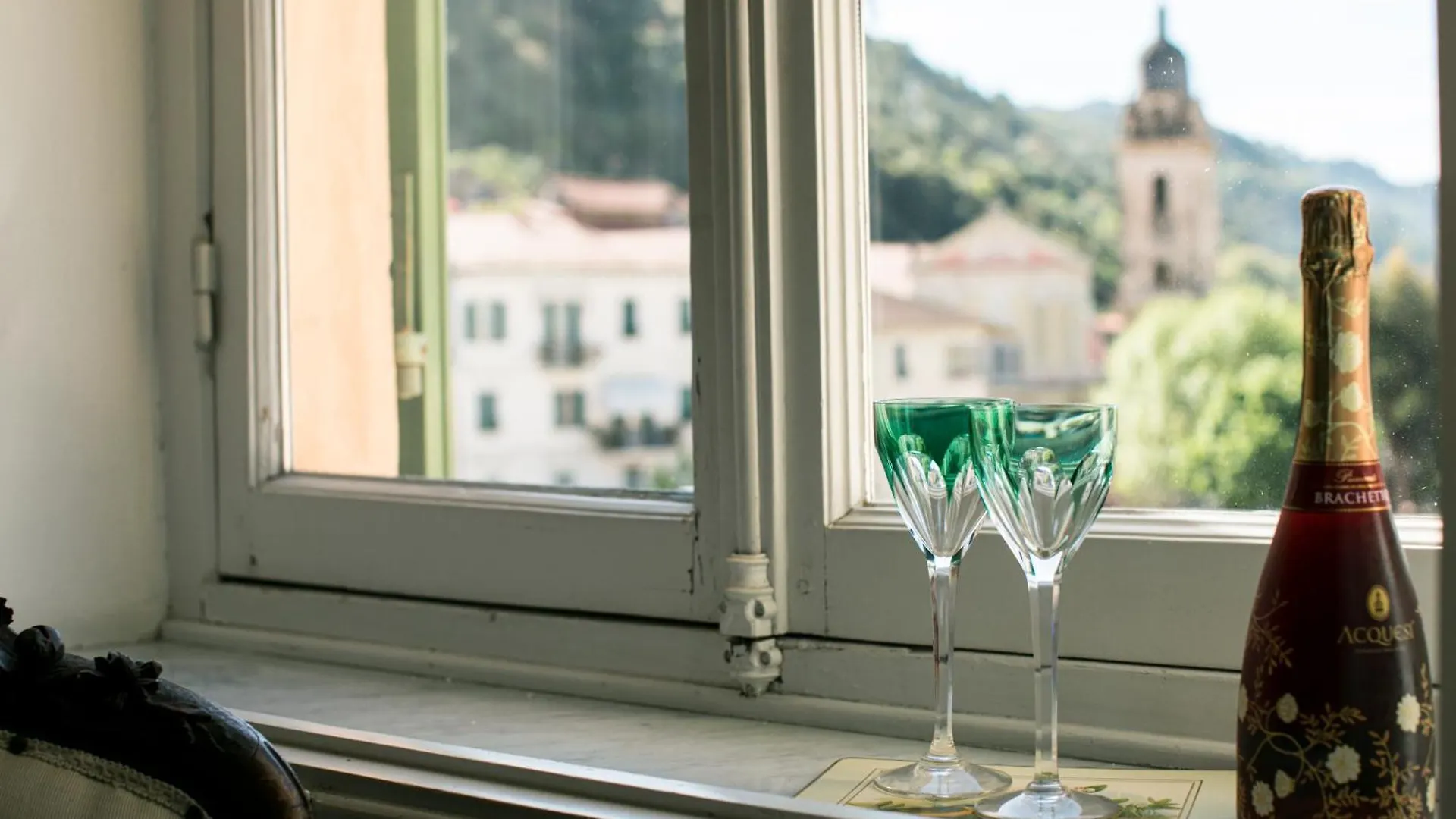 B&B Agapantus In Una Villa Dell'800 Dolceacqua Frühstückspension
