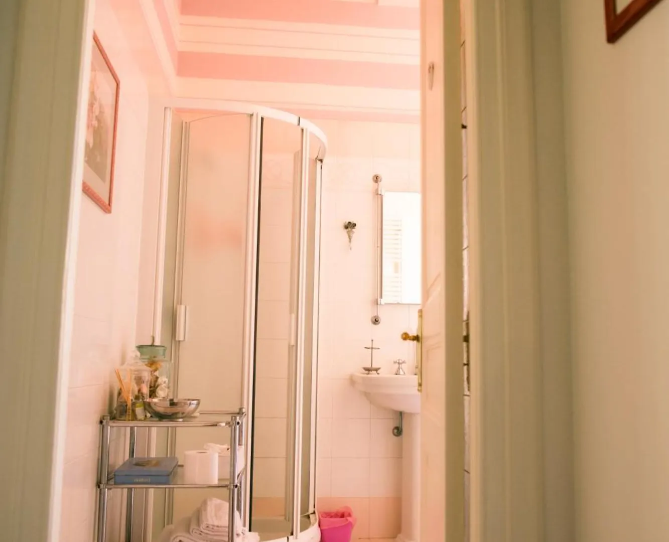 Frühstückspension B&B Agapantus In Una Villa Dell'800 Dolceacqua Italien