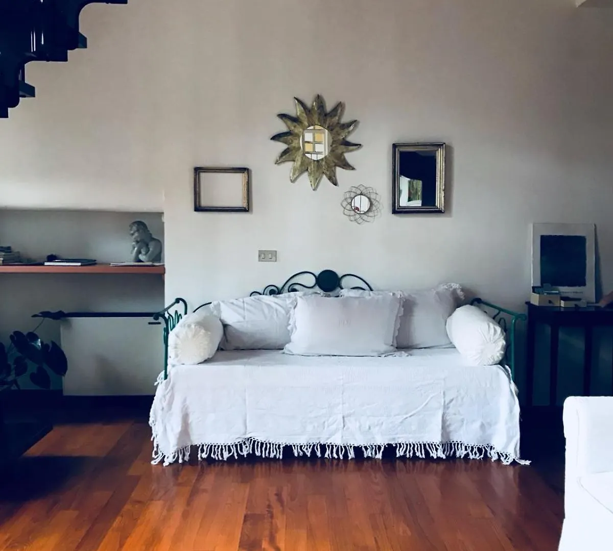 B&B Agapantus In Una Villa Dell'800 Dolceacqua Bed and Breakfast